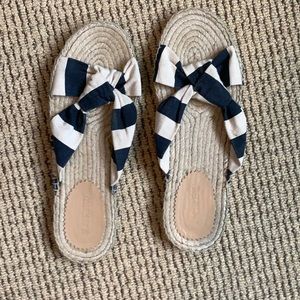 NWOT JCREW striped flip flops